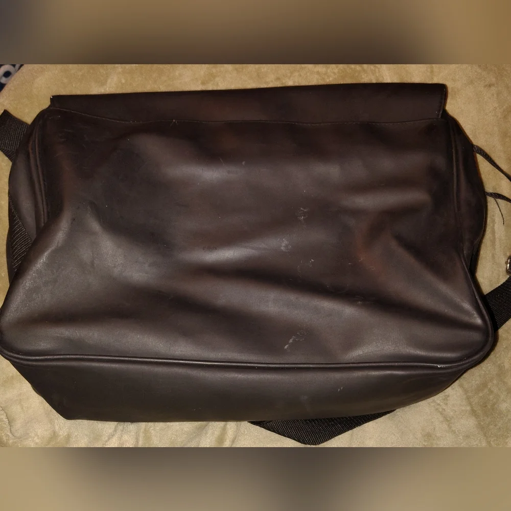 Yves Saint Laurent Parfum Black Vinyl Messenger Bag Vintage